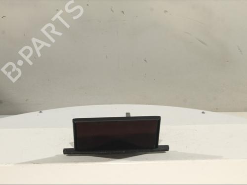 display-monitor-audi-q2-gab-gag-2016-31795993 main image