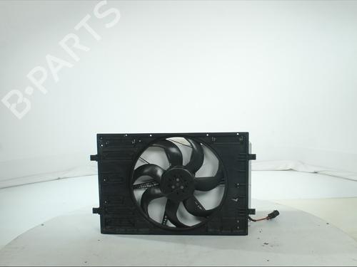 radiator-fan-vw-golf-vii-5g1-bq1-be1-be2-2012-2013-2014-2015-2016-2017-2018-2019-2020-2021-37432691 main image