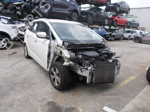 Right front fog light KIA CARENS IV 1.6 GDi | BP28367865C31  - Image 5