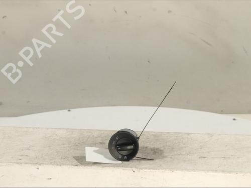 Used Headlight switch Headlight switch SKODA OCTAVIA II (1Z3) 1.6 TDI (105 hp) 31077711 31077711
