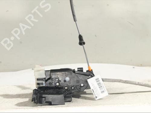 front-right-lock-mercedes-benz-glb-x247-2019-24427169 main image