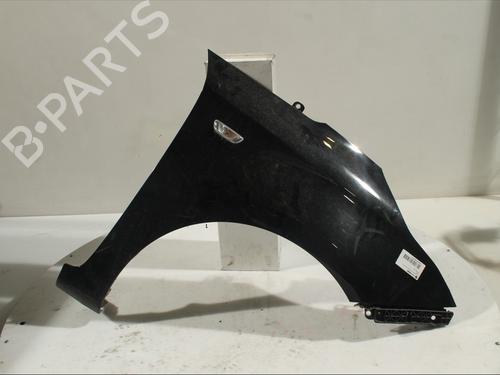right-front-fenders-kia-carens-iv-2013-29622752 main image