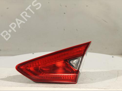 right-tailgate-light-nissan-pulsar-hatchback-c13-2014-32768988 main image