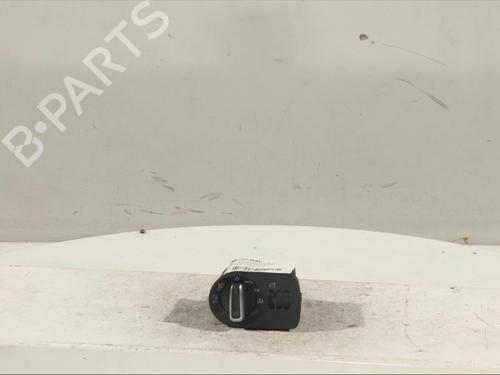 Used Headlight switch AUDI Q3 (8UB, 8UG) [2011-2020]  13819305