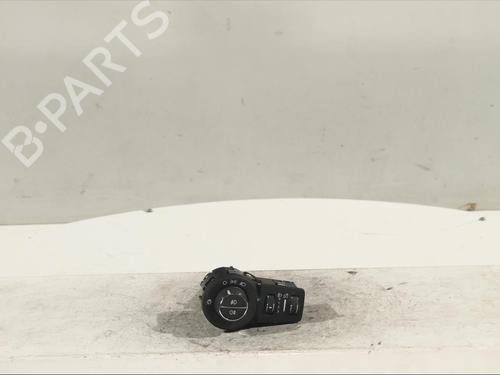headlight-switch-fiat-500x-334_-07356448740-0000735658296-2014-11983345 main image