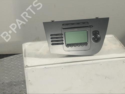 Used Radio Radio SEAT LEON (1P1) 1.9 TDI (105 hp) 11981278 11981278