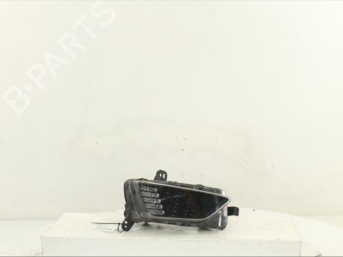 Used Left front fog light VW POLO VI (AW1, BZ1, AE1) 1.0 TSI (95 hp) 32874179