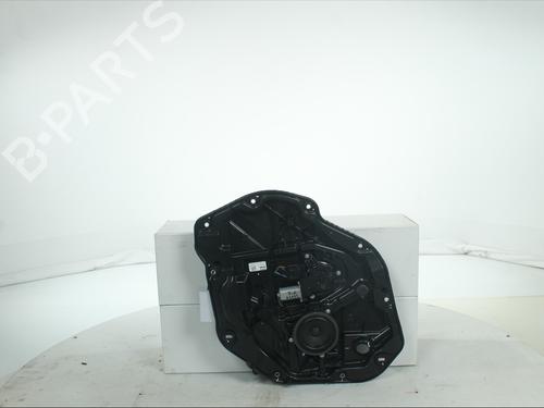 Vindusheismekanisme venstre bak Vindusheismekanisme venstre bak BMW 1 (F70) 120 d Mild-Hybrid (163 hp) 34145293 34145293