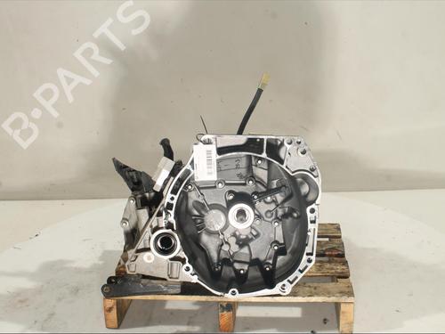 Used Gearbox DACIA SANDERO II TCe 90 (B8M1, B8MA, B8AC) (90 hp) 19082071