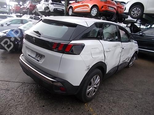Left front fog light PEUGEOT 3008 II SUV (MC_, MR_, MJ_, M4_) 1.5 BlueHDi 130 | BP25908888C30 