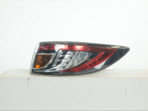 Używane Lampa tylna prawa Lampa tylna prawa MAZDA 6 Estate (GH) 2.2 MZR-CD (GH10) (163 hp) 37455681 37455681