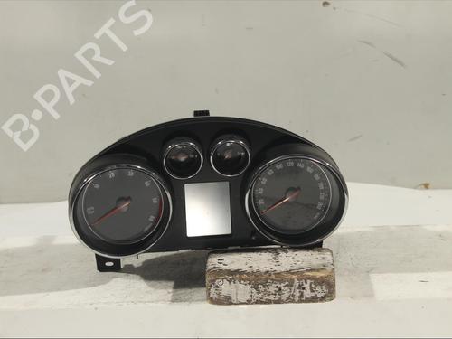 Used Instrument cluster OPEL INSIGNIA A (G09) [2008-2017]  26925155
