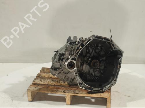 Used Gearbox Gearbox NISSAN JUKE (F15) 1.5 dCi (110 hp) 13527419 13527419