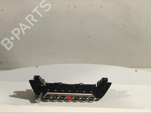 Used Switch Switch PEUGEOT 2008 II (UD_, US_, UY_, UJ_, UR_, UC_) 1.5 BlueHDI 110 (UDYHSK) (110 hp) 31796133 31796133