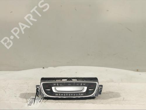 Used Climate control Climate control RENAULT MEGANE III Grandtour (KZ0/1) 1.5 dCi (KZ09, KZ0D, KZ1G, KZ29, KZ14, KZ1W, KZ10, KZ1F,... (110 hp) 15381950 15381950
