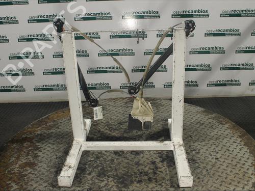 Used Front right window mechanism Front right window mechanism AUDI A3 (8P1) 2.0 TDI 16V (140 hp) 12077548 12077548