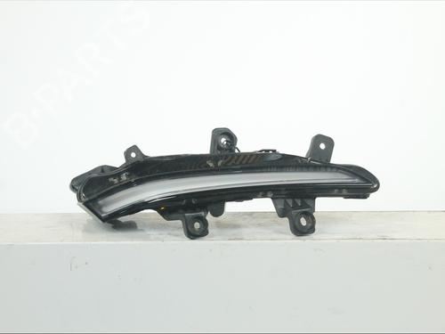 Used Left daytime light Left daytime light 36941246 36941246