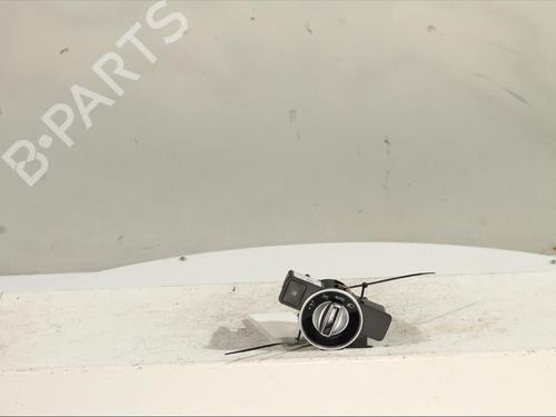 Used Headlight switch MERCEDES-BENZ GLA-CLASS (X156) GLA 200 CDI / d (156.908) (136 hp) 27625128