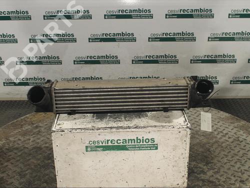 Używane Intercooler / Chłodnica powietrza doładowującego BMW 1 (E87) 118 d (122 hp) 11896079