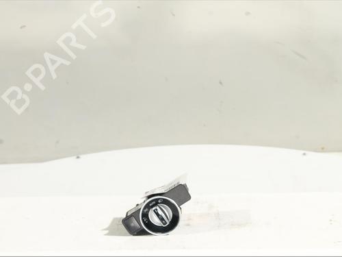 Used Headlight switch MERCEDES-BENZ GLA-CLASS (X156) GLA 200 CDI / d (156.908) (136 hp) 26283320