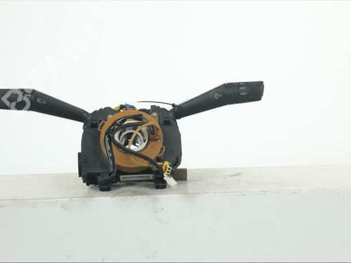 Comutador piscas / escovas Comutador piscas / escovas IVECO DAILY VI Van 33S16, 35S16, 35C16, 38S16, 40C16, 42S16, 50C16 (156 hp) 36545266 36545266