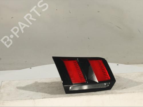 Used Left taillight PEUGEOT 3008 II SUV (MC_, MR_, MJ_, M4_) 1.2 THP/ PureTech 130 (MRHNSM, MRHNSU, MRHNSJ, MRHNYW,... (131 hp) 30448015