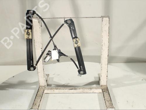 Used Front right window mechanism Front right window mechanism SKODA KAROQ (NU7, ND7) 1.5 TSI (150 hp) 17208384 17208384