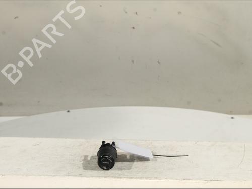 switch-lexus-nx-ii-_a2_-_h2_-2021-32511728 main image