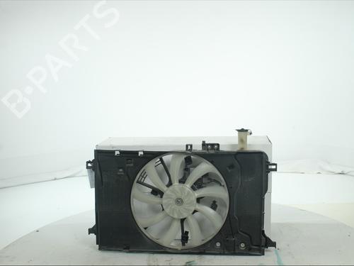 radiator-fan-toyota-yaris-cross-mxp_-2020-35747667 main image