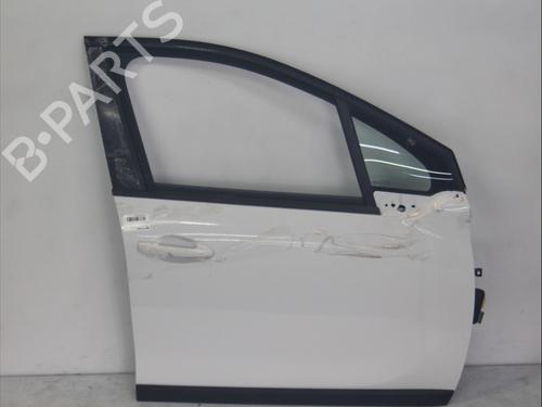 right-front-door-peugeot-2008-i-cu_-2013-39217523 main image