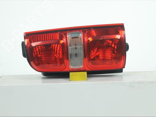 Used Right taillight Right taillight TOYOTA PROACE VERSO Bus (MPY_) 2.0 D4d (MPY4) (150 hp) 33999473 33999473