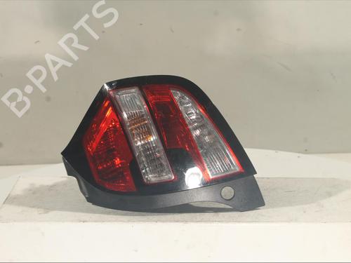 Used Right taillight Right taillight RENAULT TWINGO III (BCM_, BCA_) 1.0 SCe 70 (71 hp) 21125532 21125532