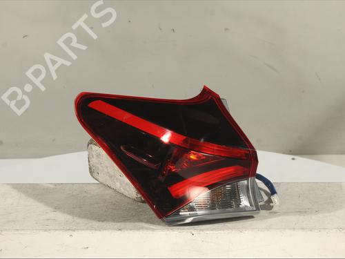 Used Left taillight TOYOTA AURIS (_E18_) 1.8 Hybrid (ZWE186_, ZWE186R) (136 hp) 31077576