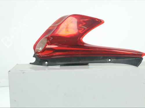 left-taillight-nissan-juke-f15-2010-2011-2012-2013-2014-2015-2016-2017-2018-2019-35747634 main image