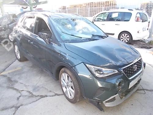 Left front fog light SEAT ARONA (KJ7, KJP) 1.0 TSI | BP25434765C30 