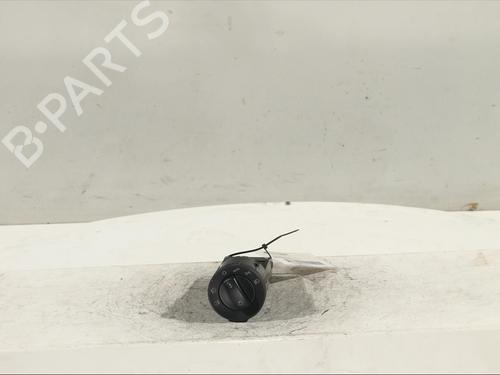 Used Headlight switch SEAT EXEO (3R2) 2.0 TDI (143 hp) 11908099