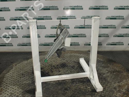 Rear left window mechanism TOYOTA AURIS Estate (_E18_) 1.8 Hybrid (ZWE186_, ZWE186R, ZWE186H) | BP12076158C24
