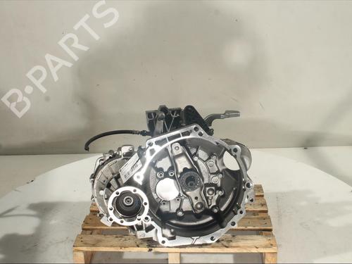 Used Gearbox Gearbox SEAT ARONA (KJ7, KJP) 1.5 TSI (150 hp) 19484071 19484071