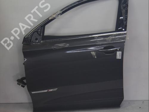 left-front-door-ds-ds-7-crossback-j4_-jr_-jc_-2017-31820099 main image