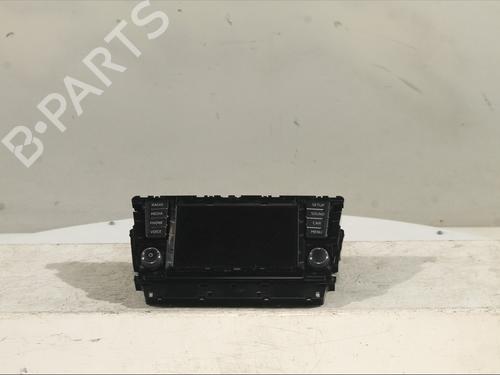 Used Radio SKODA RAPID Spaceback (NH1) 1.4 TDI (90 hp) 30652768