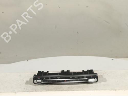 climate-control-mercedes-benz-eqa-h243-2021-28577508 main image