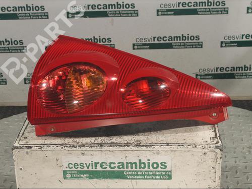 Used Left taillight PEUGEOT 107 (PM_, PN_) 1.0 (68 hp) 11899846