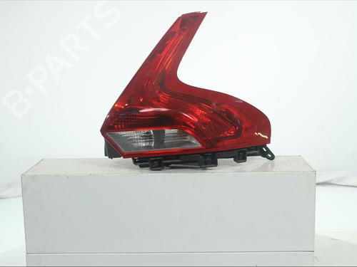 Używane Lampa tylna prawa Lampa tylna prawa VOLVO V40 Hatchback (525) D2 (114 hp) 37455583 37455583