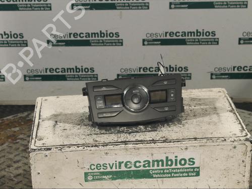 Used Climate control TOYOTA COROLLA Saloon (_E12_) 2.0 D-4D (CDE120_, CDE120R) (90 hp) 11898578
