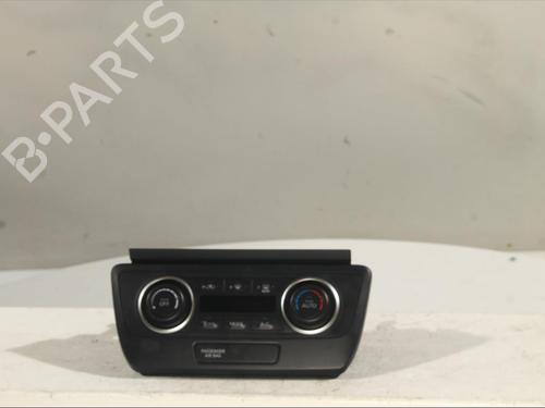 climate-control-nissan-leaf-ze1-2017-27375558 main image