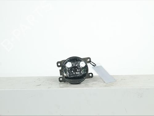 right-front-fog-light-jeep-renegade-suv-bu-b1-bv-2014-35747520 main image