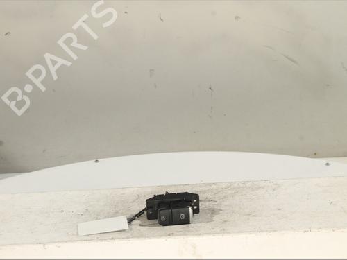 switch-nissan-juke-f16_-2019-28488249 main image