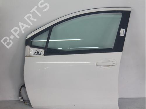 Used Left front door Left front door TOYOTA YARIS (_P13_) 1.5 Hybrid (NHP130_, NHP130) (101 hp) 34049173 34049173