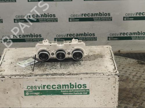 Used Climate control Climate control MAZDA 6 Hatchback (GG) 1.8 (120 hp) 11895643 11895643