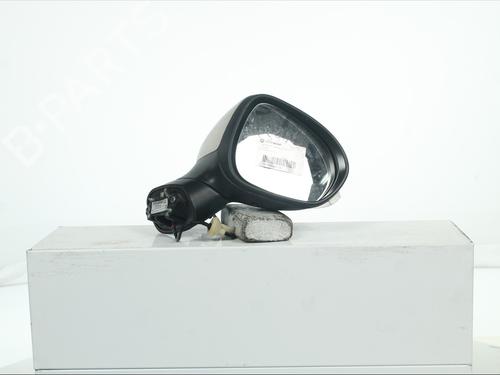 right-mirror-fiat-500x-334_-2014-34145219 main image